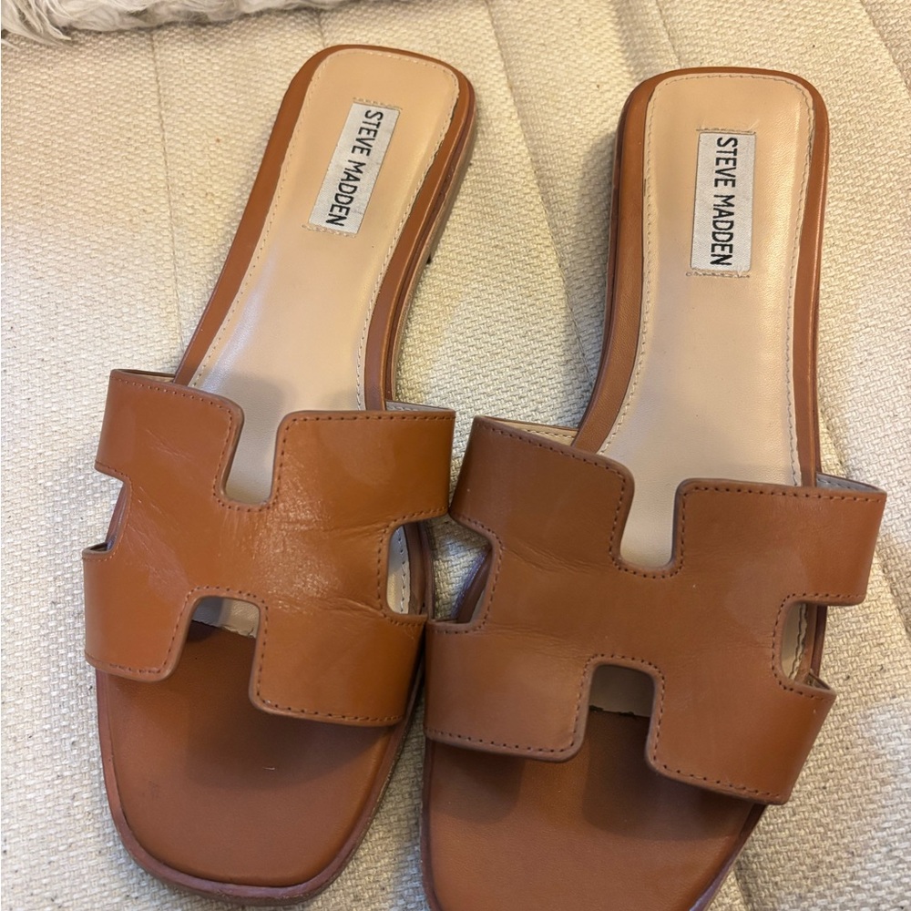 Steve Madden Brown Leather Slide Sandals - Picture 5 of 6